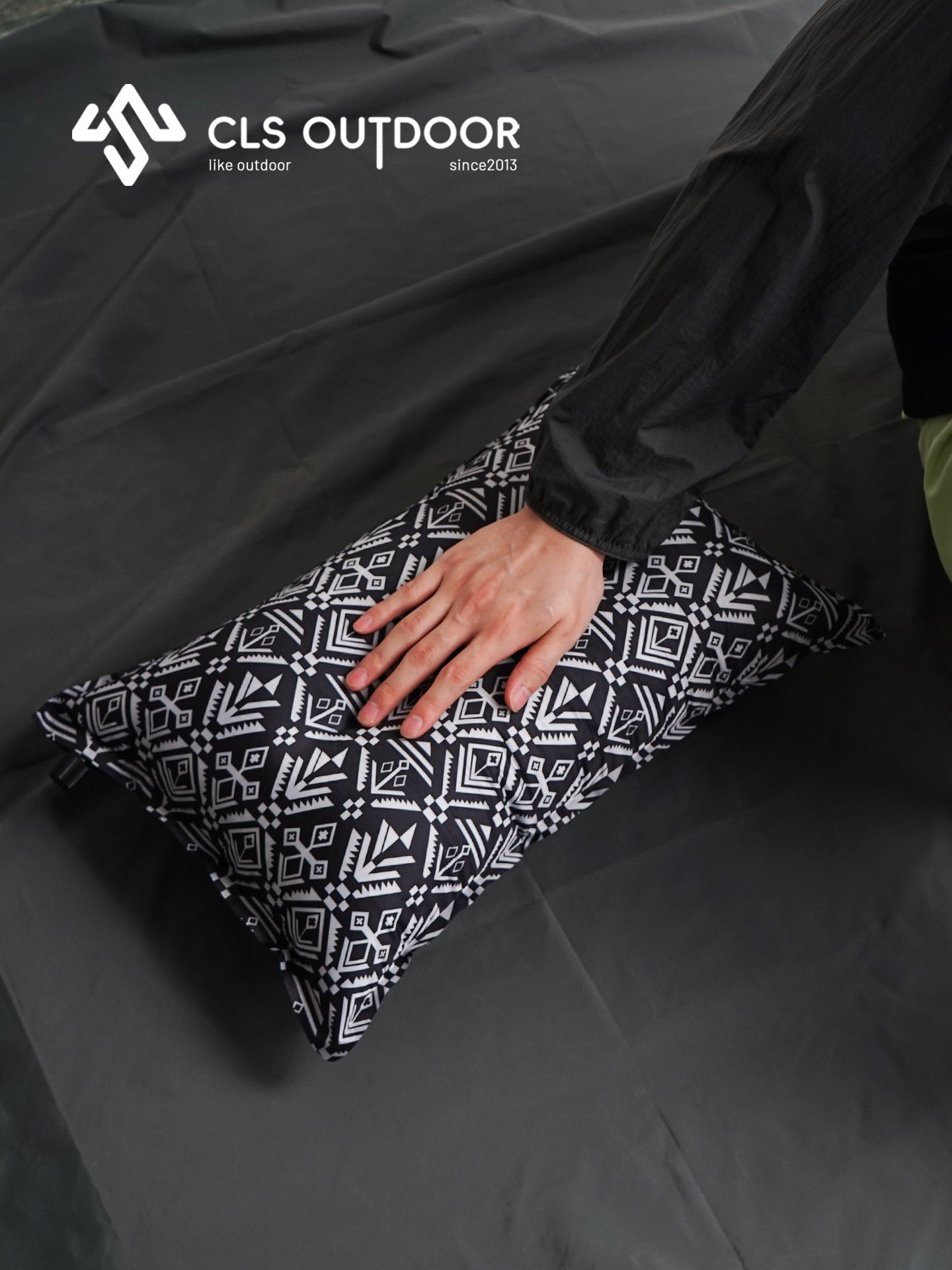 O1CN015g4LlC2Luvu0fPhLF_1695479753-0-cib.jpg CLS Self‑Inflating Travel Camping Pillow - 图片 1